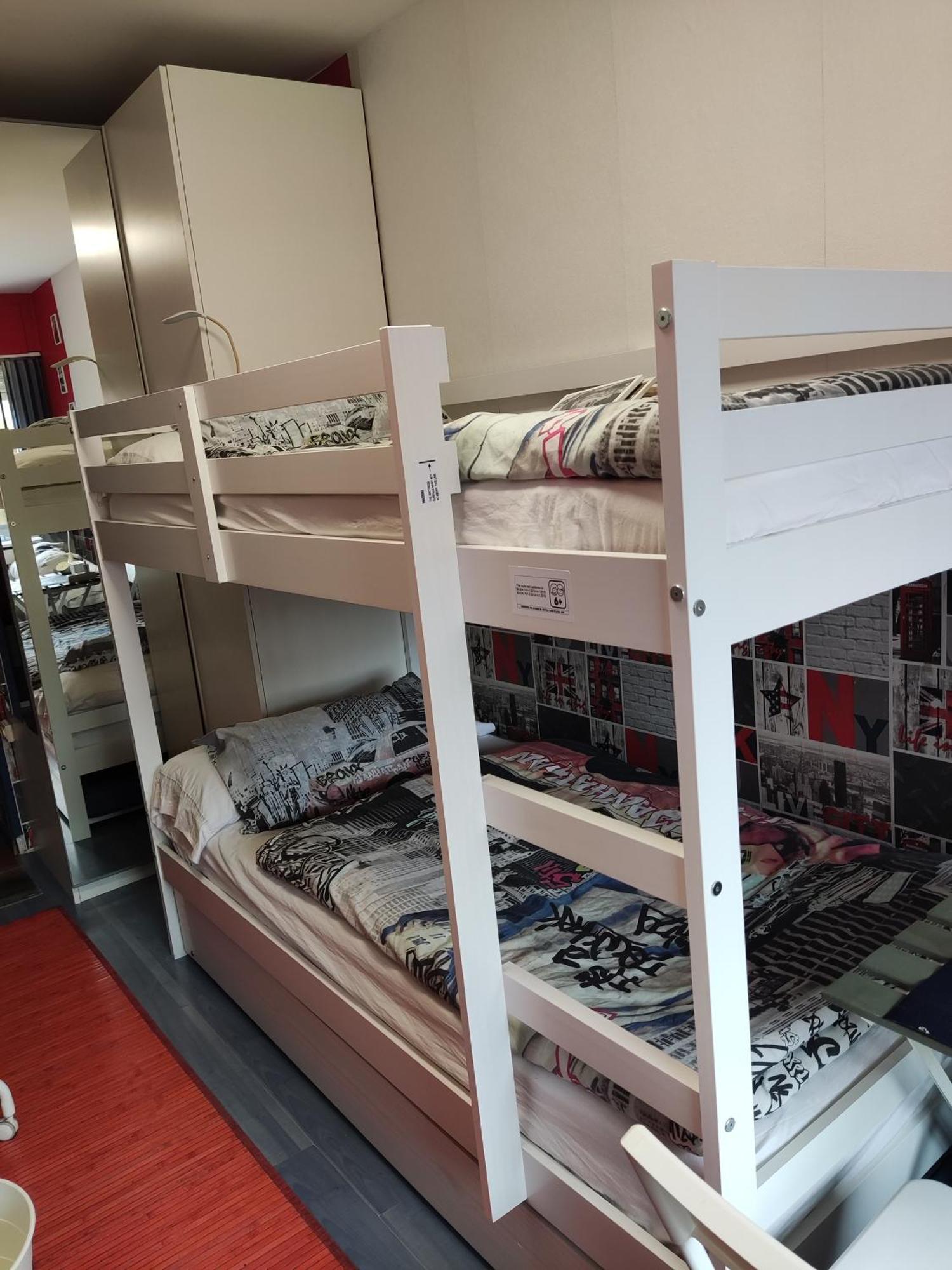 Apartamento CAJA MAGICA Privada baño compartido Madrid Exterior foto