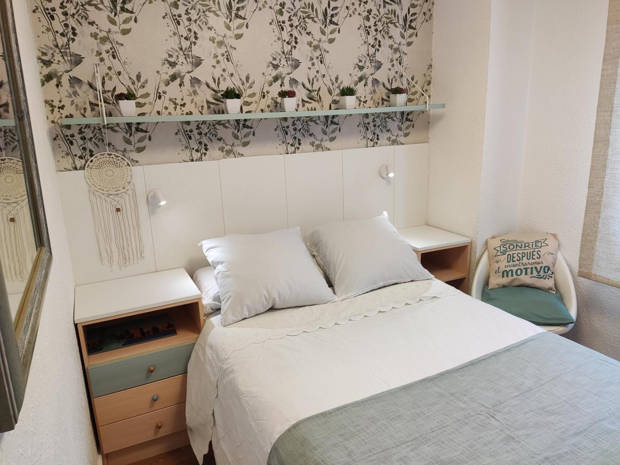 Apartamento CAJA MAGICA Privada baño compartido Madrid Exterior foto