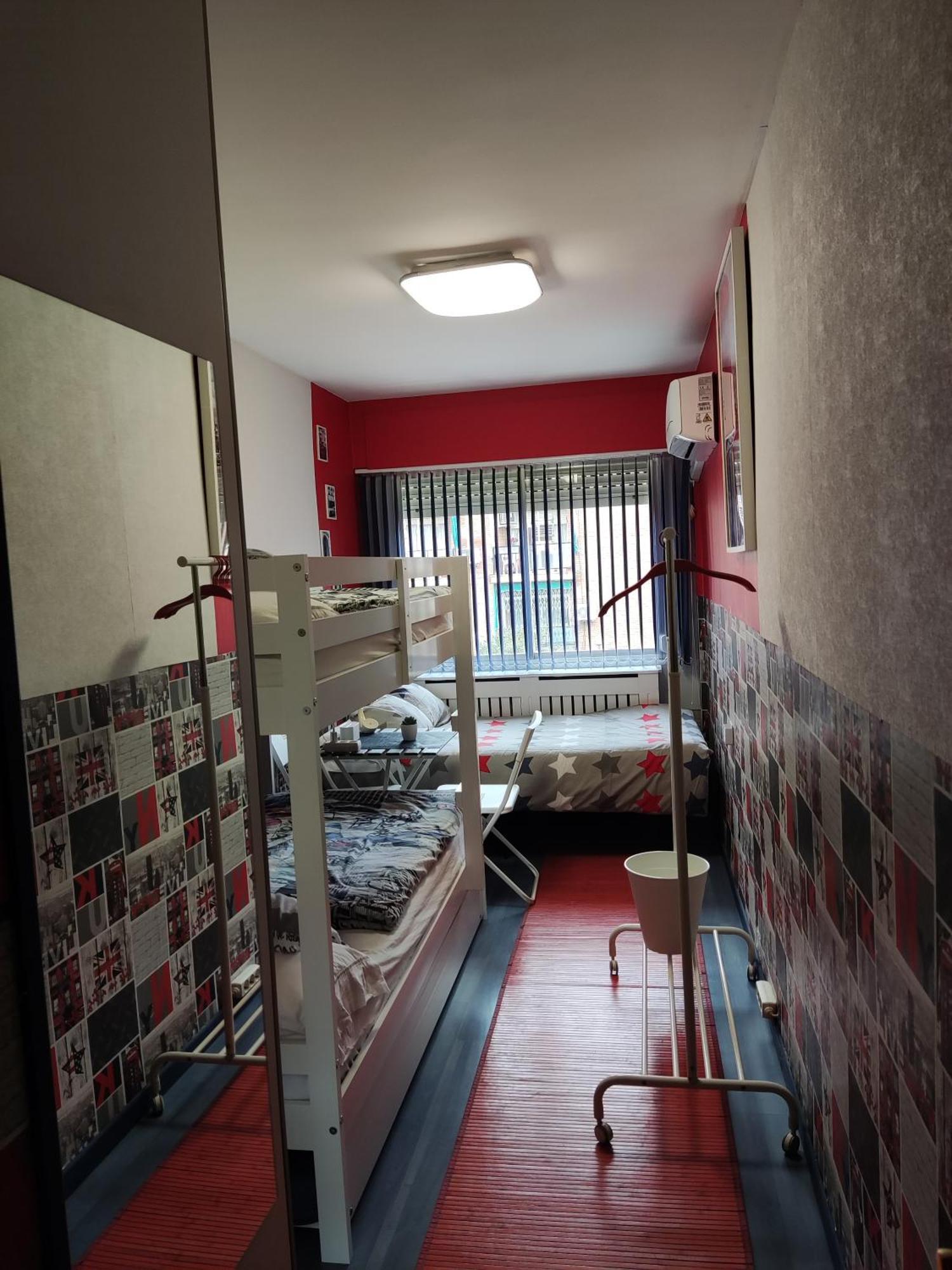 Apartamento CAJA MAGICA Privada baño compartido Madrid Exterior foto
